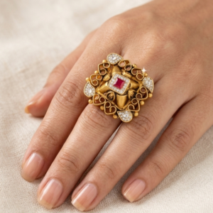 Alternative view of Silver 925 Curvy Love Square Cocktail Ring with Kundan
