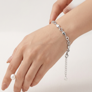 Alternative view of Circle & Pear Full High Finish Plain Silver Bracelet
