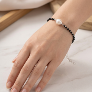 Alternative view of Silver Single Pearl & Black Crystal Beads Bracelet