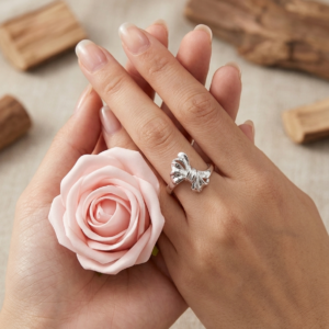Silver High-Polish Fluid Ribbon Bowknot Ring
