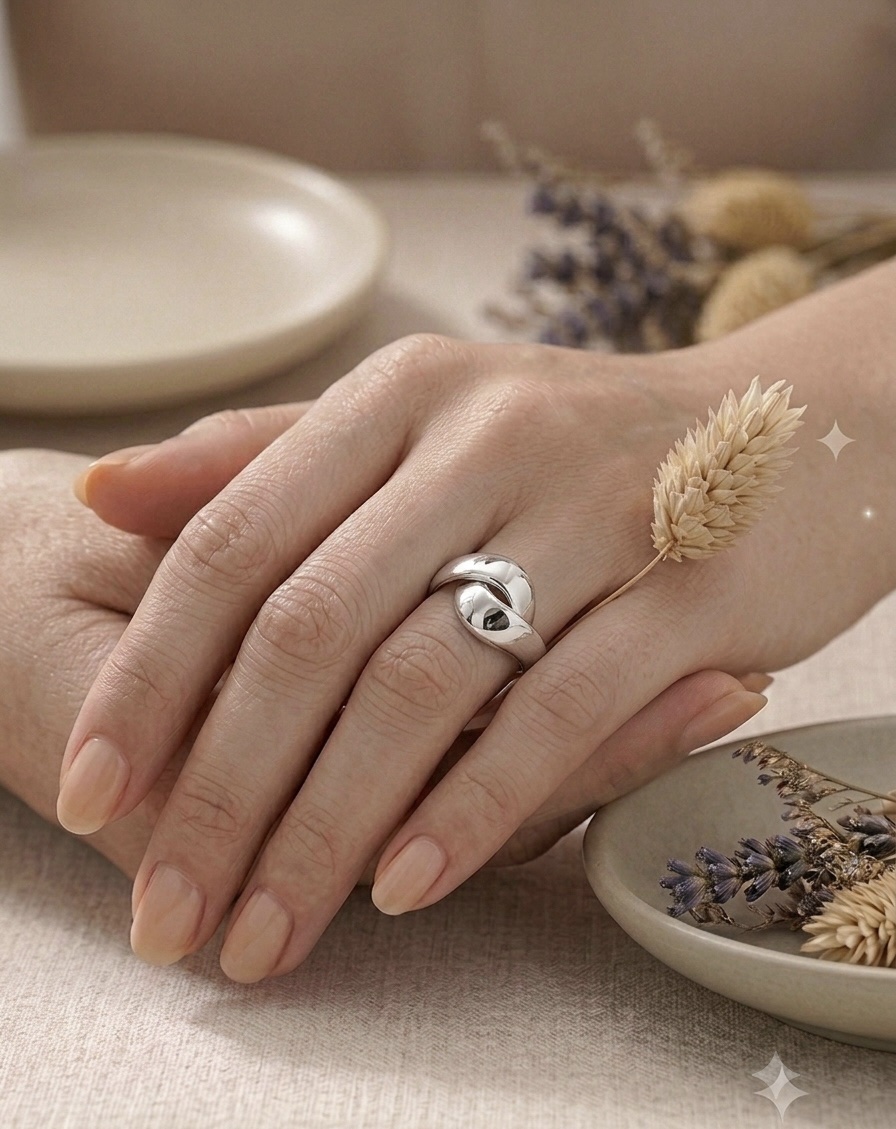 Silver Interlocking Sculptural Ring - Chunky Dome Wave Band