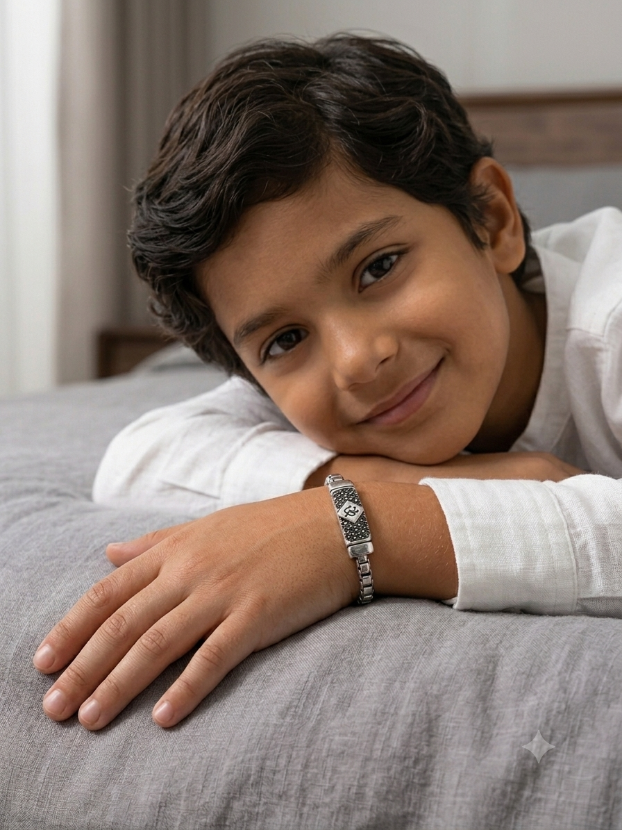 Silver Om Charm Kids' Box Chain Bracelet - Image 2